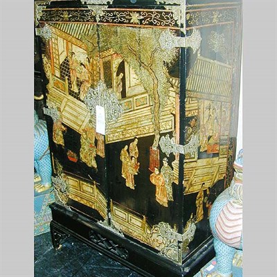 Lot 286 - Chinese Storage Cabinet