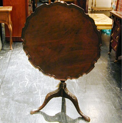 Lot 102 - George II Style Piecrust Tilt-Top Mahogany Table