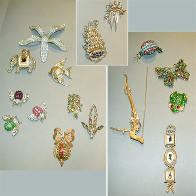 Lot 36 - Lot of Assorted Costume Jewelry Pins Of...