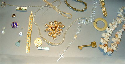 Lot 265 - Lot of Assorted Costume Jewelry