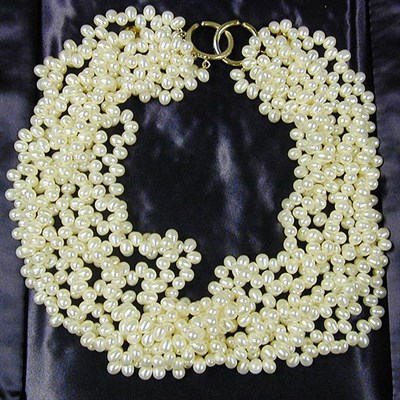 Lot 293 - Multi-strand Freshwater Pearl Torsade The...