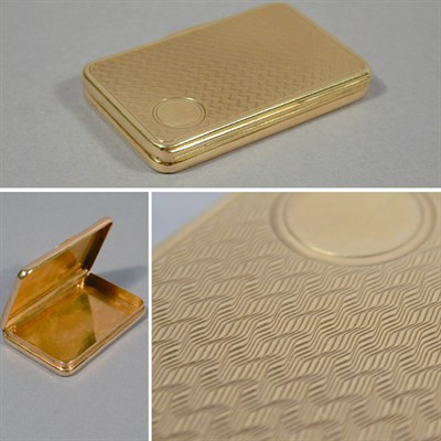 Lot 121 - Gold Snuff Box 14 kt. yellow gold, of...