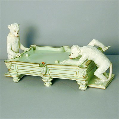 Lot 746 - Continental Porcelain Figural Group