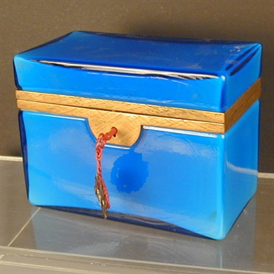 Lot 790 - Blue Cased Glass Box