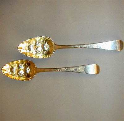 Lot 821 - Pair of Georgian Silver Berry Spoons Total...