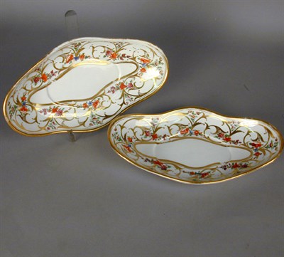 Lot 824 - Pair of English Porcelain Tureen Stands
