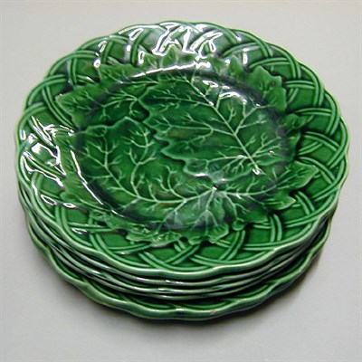 Lot 881 - Group of Six Majolica Plates