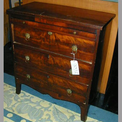 Lot 110 - Georgian Style Mahogany Bachelors Chest of...