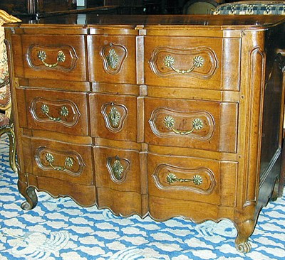 Lot 356 - Provincial Louis XV Walnut Commode 18th...