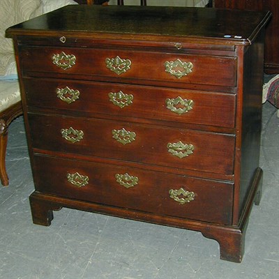 Lot 325 - George III Mahogany Chest of Drawers 18th...