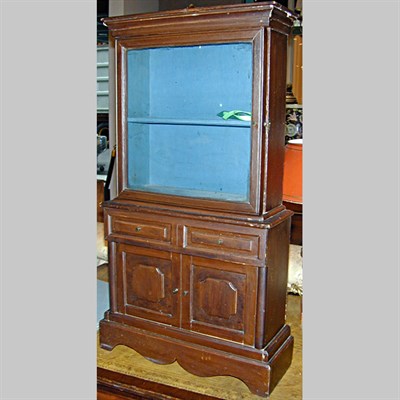 Lot 537 - Victorian Style Miniature Display Cabinet