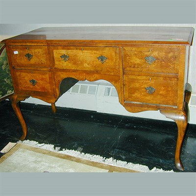 Lot 79 - Georgian Style Mahogany and Burl-Wood Server