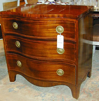 Lot 305 - Pair of Georgian Style Mahogany...