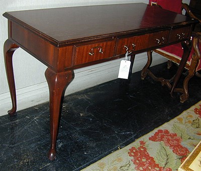 Lot 158 - Queen Anne Style Mahogany Server