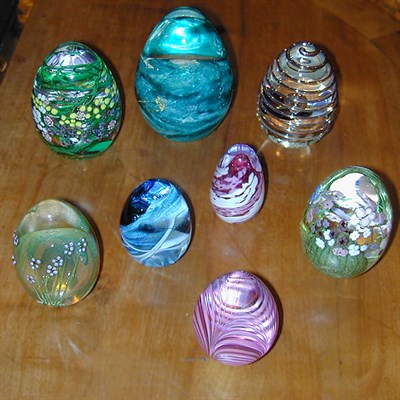 Lot 262 - Group of Eight Art Glass Eggs