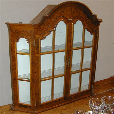 Lot 277 - Baroque Style Hanging Cabinet