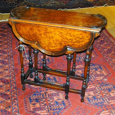 Lot 469 - George I Style Burl-Wood Gate-Leg Table