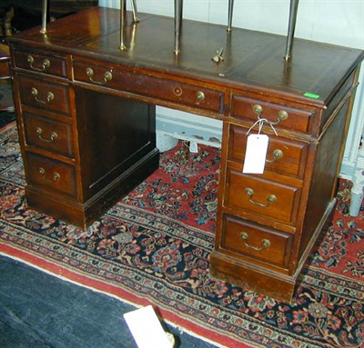 Lot 164 - Georgian Style Leather Inset Mahogany Pedestal...