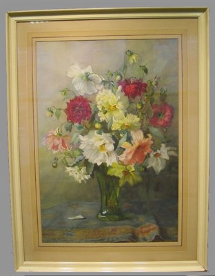 Lot 46 - J. van de Poll Dutch, 20th century FLORAL...
