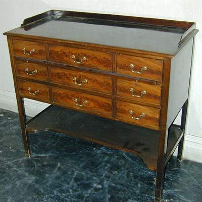 Lot 194 - Georgian Style Mahogany Server