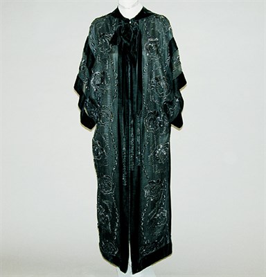Lot 85 - Jean-Philippe Worth Kimono Cut Evening Coat...