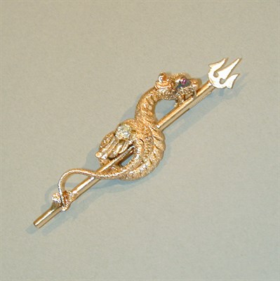 Lot 206 - Diamond Serpent Pin 14 kt. yellow gold,...
