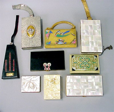 Lot 473 - Group of Vanity Items Early 20th century and...