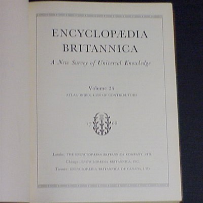 Lot 19 - [BINDINGS] Encyclopaedia Britannica 24 vols....