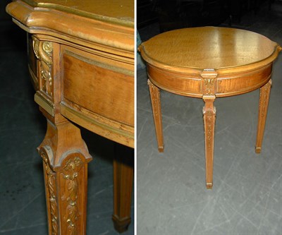 Lot 134 - Louis XIV Style Parcel Gilt Maple Side Table