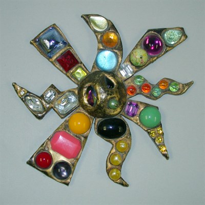Lot 406 - Chanel Display Jewelry Item 1970s Large sun...