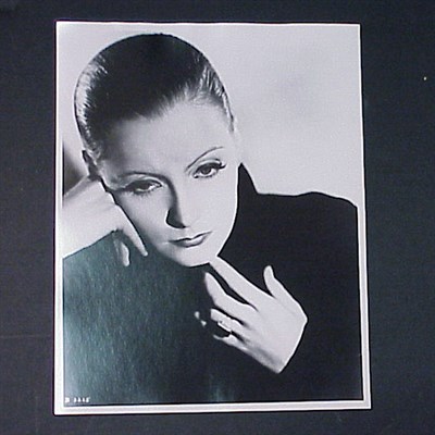 Lot 188B - GARBO, GRETA Collection of approximately 120...