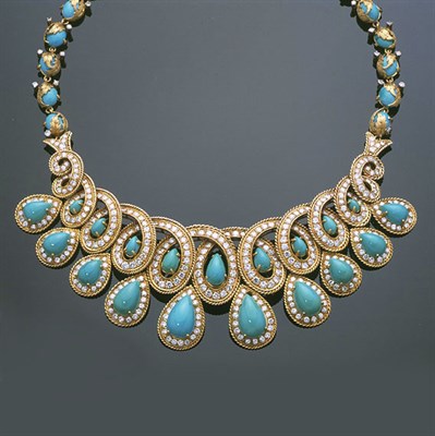 Lot 329 - Turquoise and Diamond Fringe Necklace 18 kt....