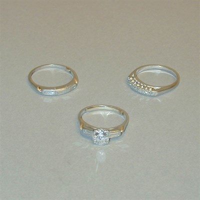 Lot 395 - Three Diamond Rings Platinum, comprising one...