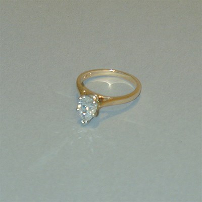 Lot 384 - Diamond Engagement Ring 14 kt. yellow gold,...