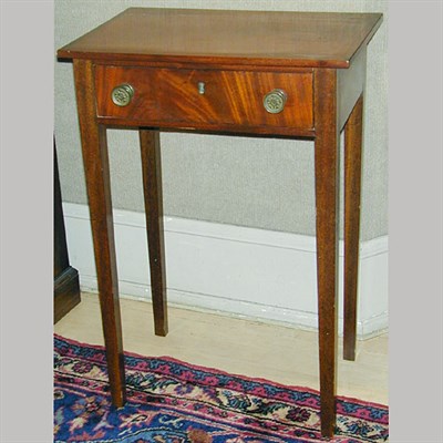 Lot 260 - Federal Style Mahogany Side Table