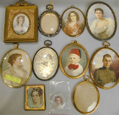 Lot 286 - Miscellaneous Group of Small Framed Prints and...