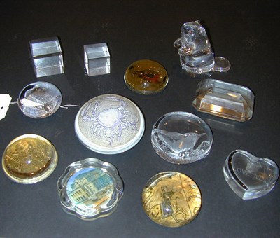 Lot 381 - Group of Glass Articles Approximately eleven...
