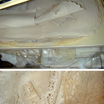 Lot 463 - Group of Lace and Linens