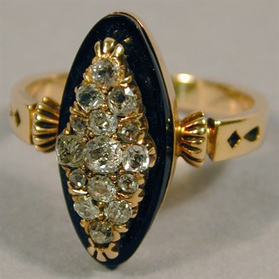 Lot 203 - Antique Style Diamond Ring 14 kt. yellow gold,...