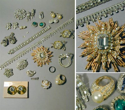 Lot 43 - Lot of Assorted Rhinestone Jewelry