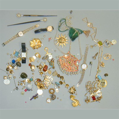 Lot 5 - Lot of Misecellaneous Jewelry, Buttons and...
