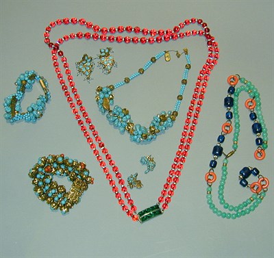 Lot 17 - Lot of Assorted Costume Jewelry