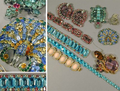 Lot 55 - Lot of Assorted Costume Jewelry Items