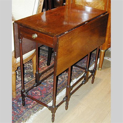 Lot 406 - George III Mahogany Spider Leg Table