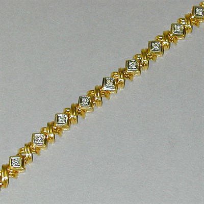 Lot 307 - Gold and Diamond Bracelet 14 kt. yellow gold,...