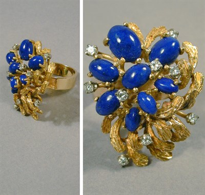 Lot 93 - Lapis Lazuli and Diamond Ring 18 kt. yellow...