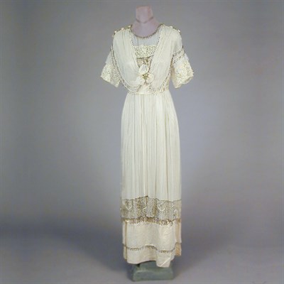 Lot 77 - Ivory Chiffon and Satin Evening Gown American....