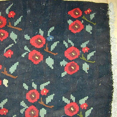 Lot 487 - Romanian Kilim Romania, mid 20th century The...