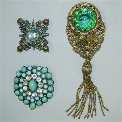 Lot 358 - Group of Three Fine Brooches 1940s The first...