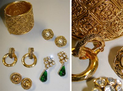 Lot 408 - Group of Chanel Jewelry Comprising a wide gilt-...